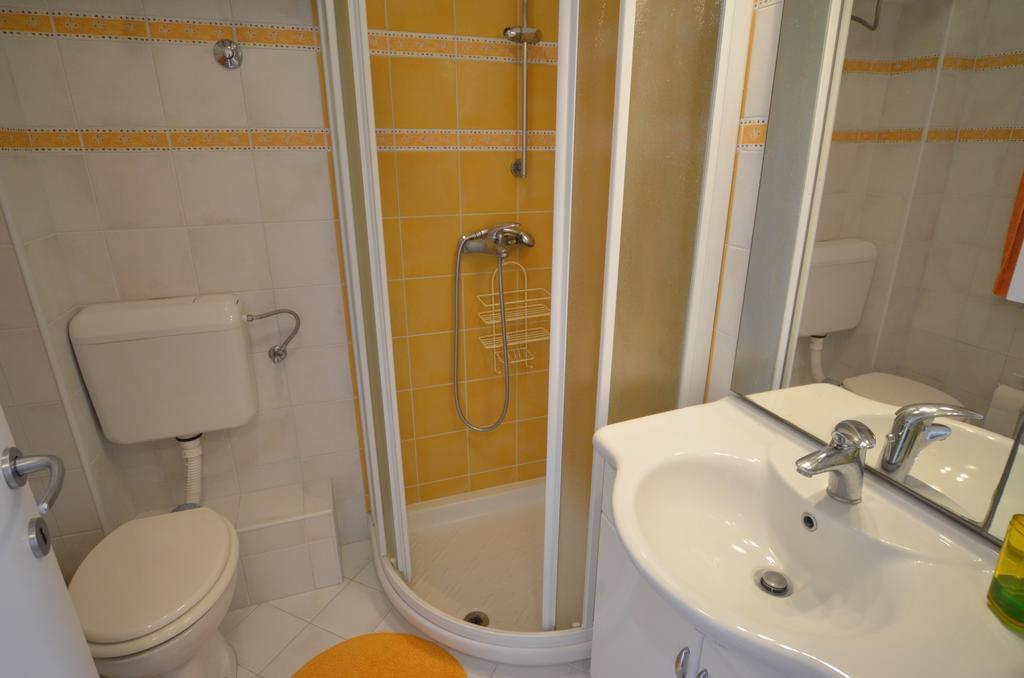 Apartment Anna Borik Rovinj Exteriör bild